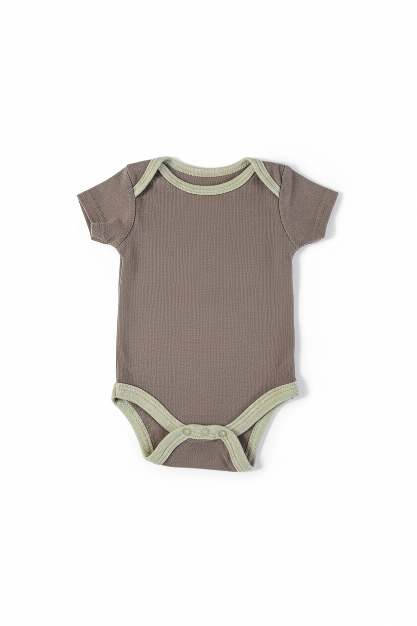 Onesie 3-6 m $4