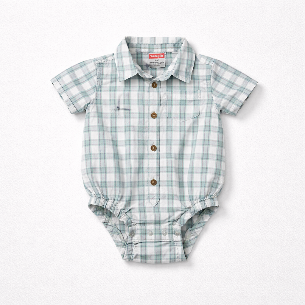 Onesie 6 m $8