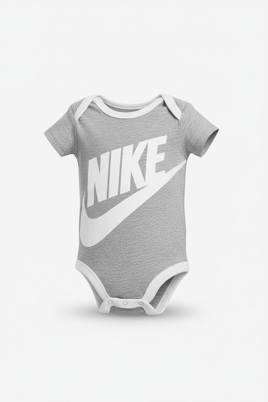 Short Sleeved Onesie 0-6 m $5