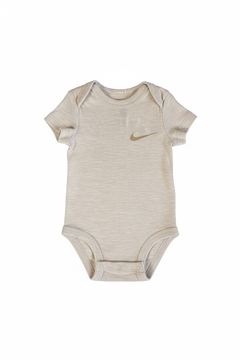 Short Sleeved Onesie 3m $6