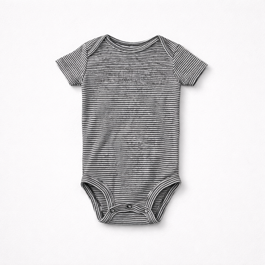 Onesie 6 m $4