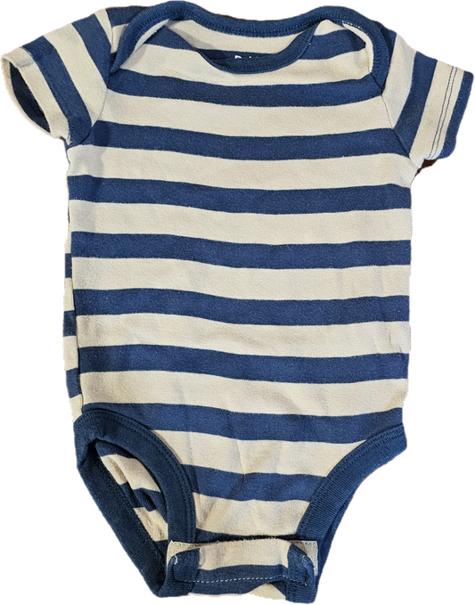 Pekkle Onesie 6mth $4.00