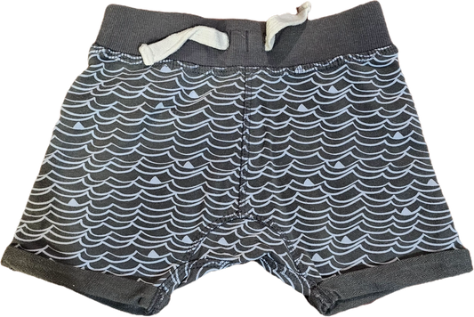 Unknown Shorts 3-6m $4